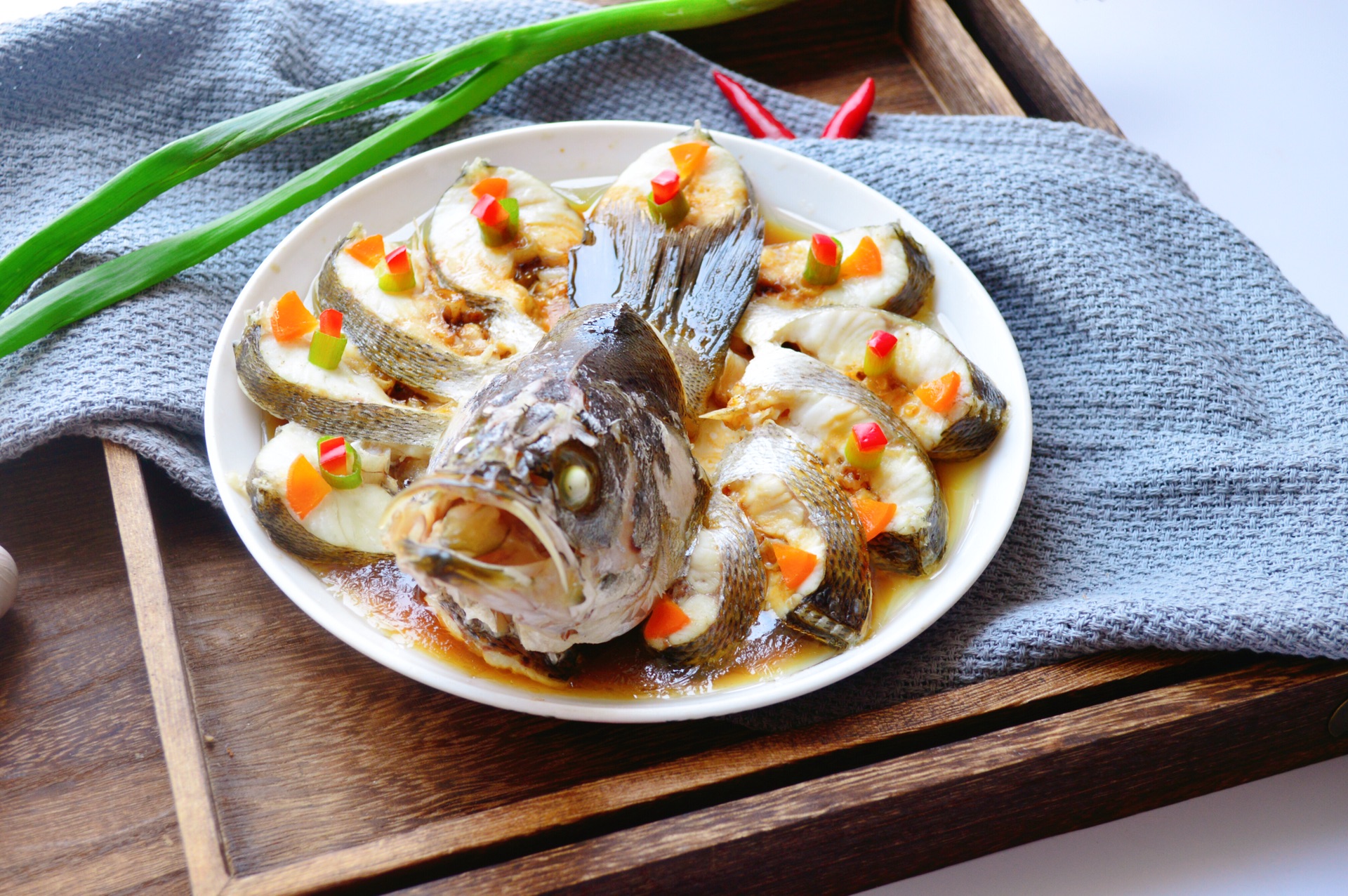 营养又美味,好吃容易做,美味鲜香|鲈鱼|鱼|美味_新浪新闻