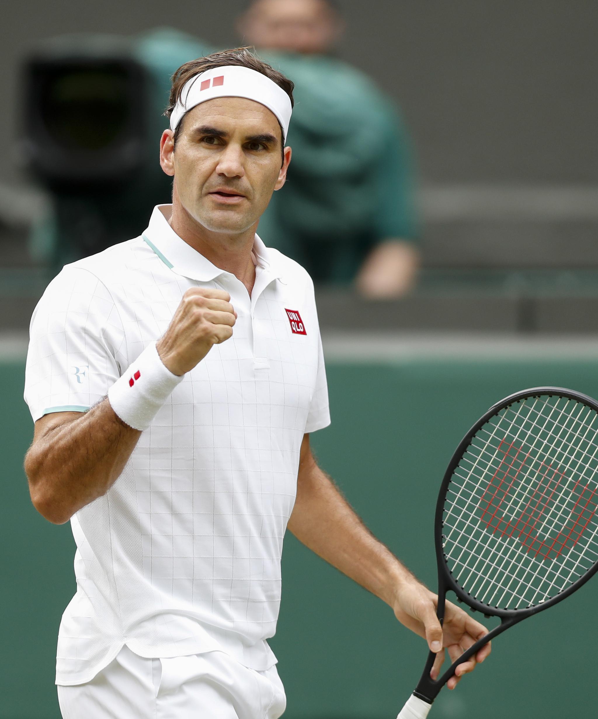 网球温网费德勒晋级第三轮