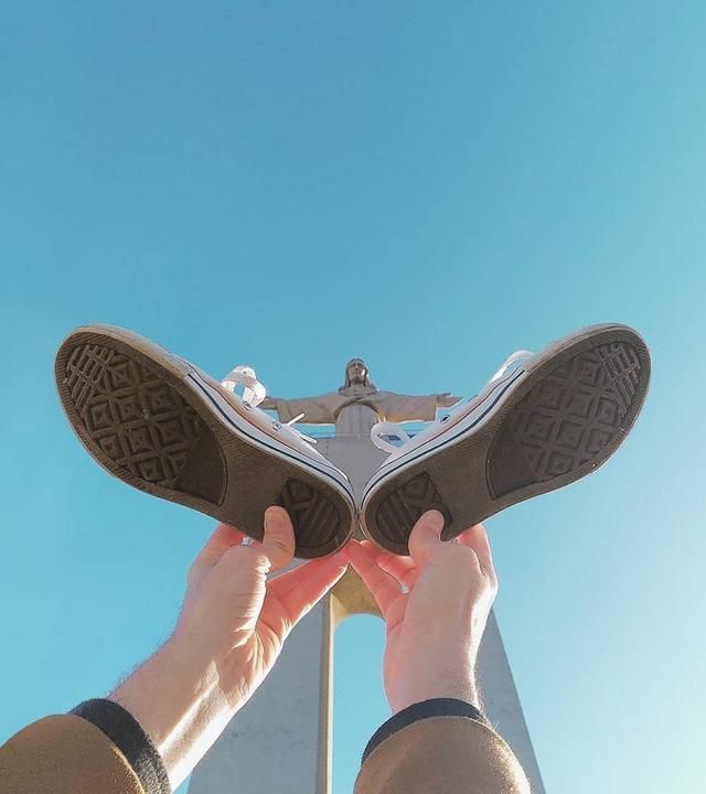 有趣错位照hugosuíssas最有创意的照片从不同的角度看世界