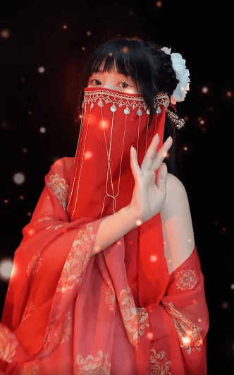 林晚晚替身宣布真的林晚晚已回归真晚晚发视频眼睛与替身不一样