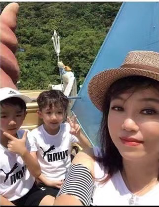 靠直播养儿,太拼命险留致命后遗症|沈玉琳|未婚妈妈|女星_新浪新闻