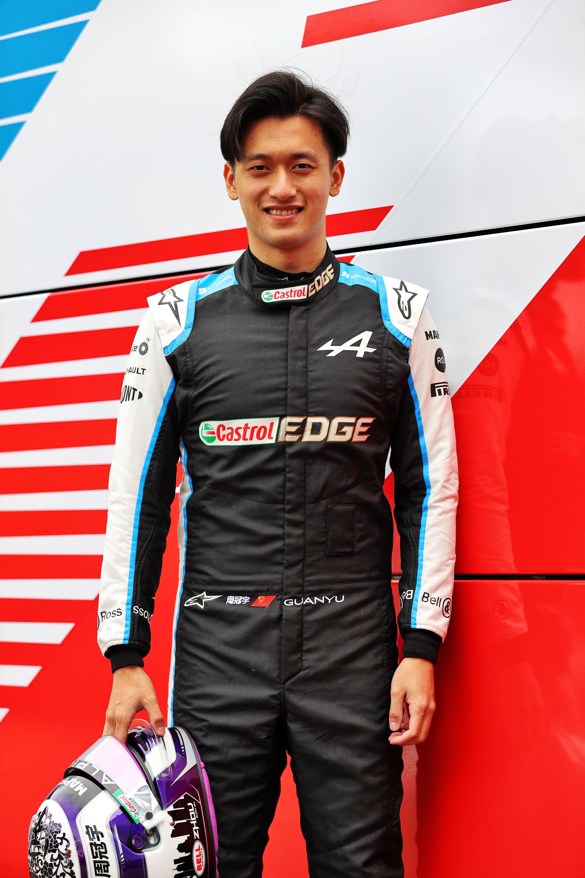 赛车——f1:中国车手周冠宇首次亮相奥地利站练习赛|f1车队|中国车手