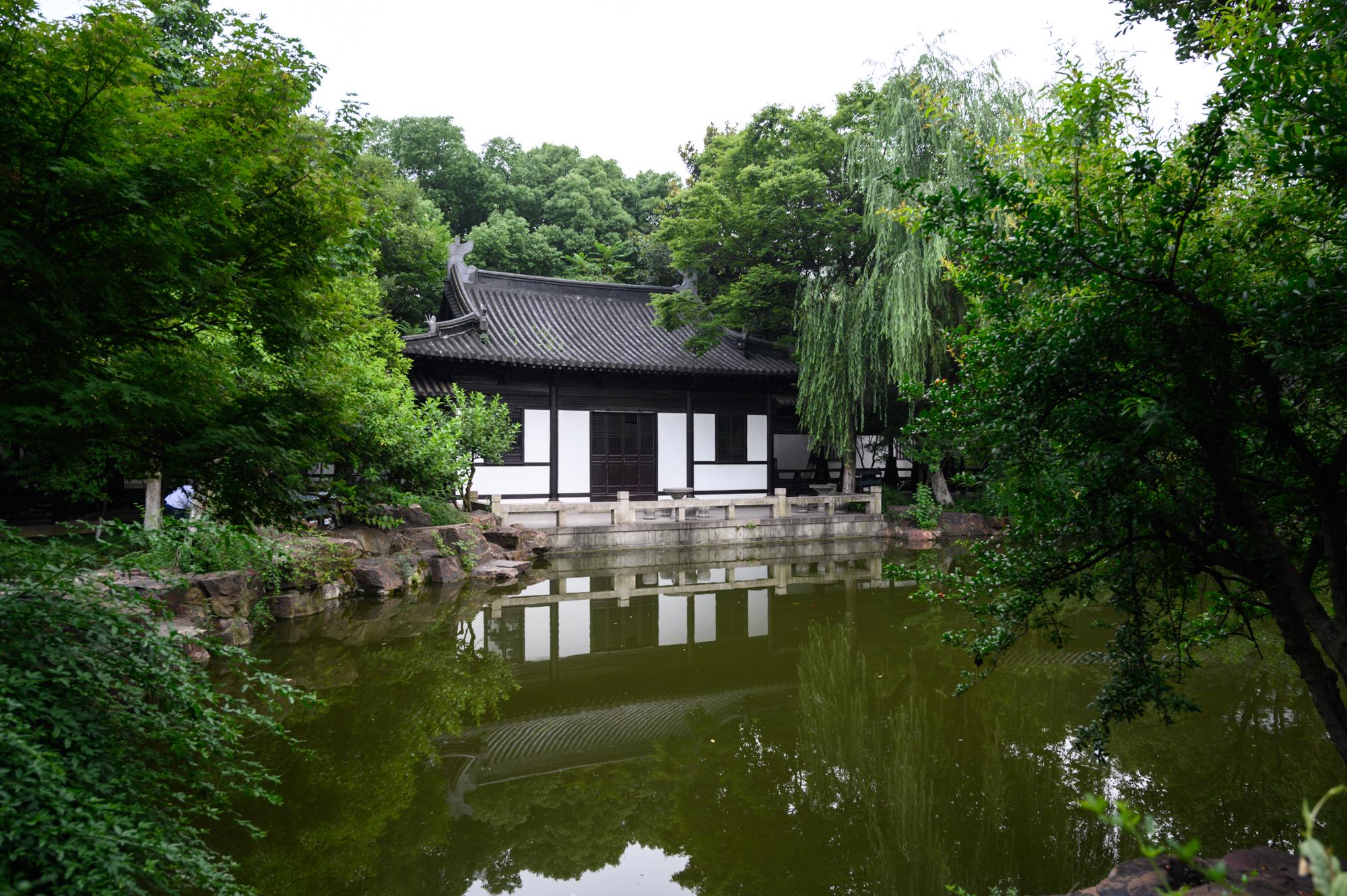 江阴兴国园隐于闹市区的一处公园犹如一座