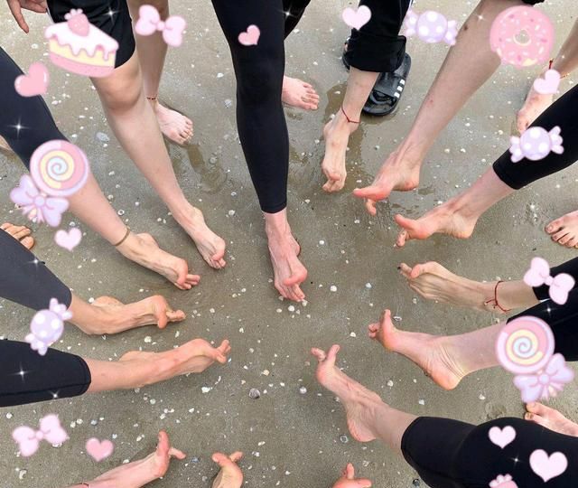 中国女排集体户外活动刘晓彤心情轻松愉快进入奥运名单稳了