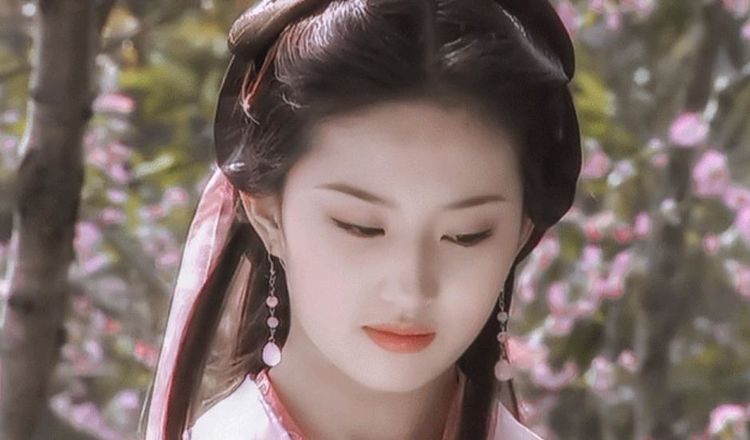 刘亦菲演王语嫣时的颜值美到窒息,任意角色都有不同的韵味!