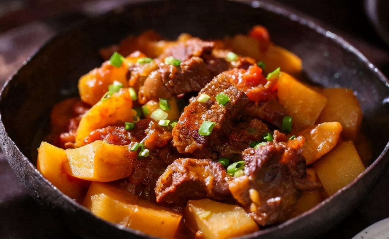 炖牛肉记住焯水前多做1步牛肉炖好又软烂又香又入味