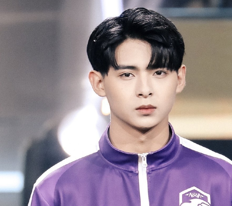 电竞帅哥大集合无畏伞兵小鬼同台眼球得到净化了