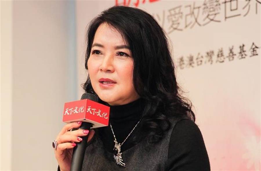 62岁胡慧中近况曝光,气质出众冻龄迷人,陪破产丈夫共渡难关