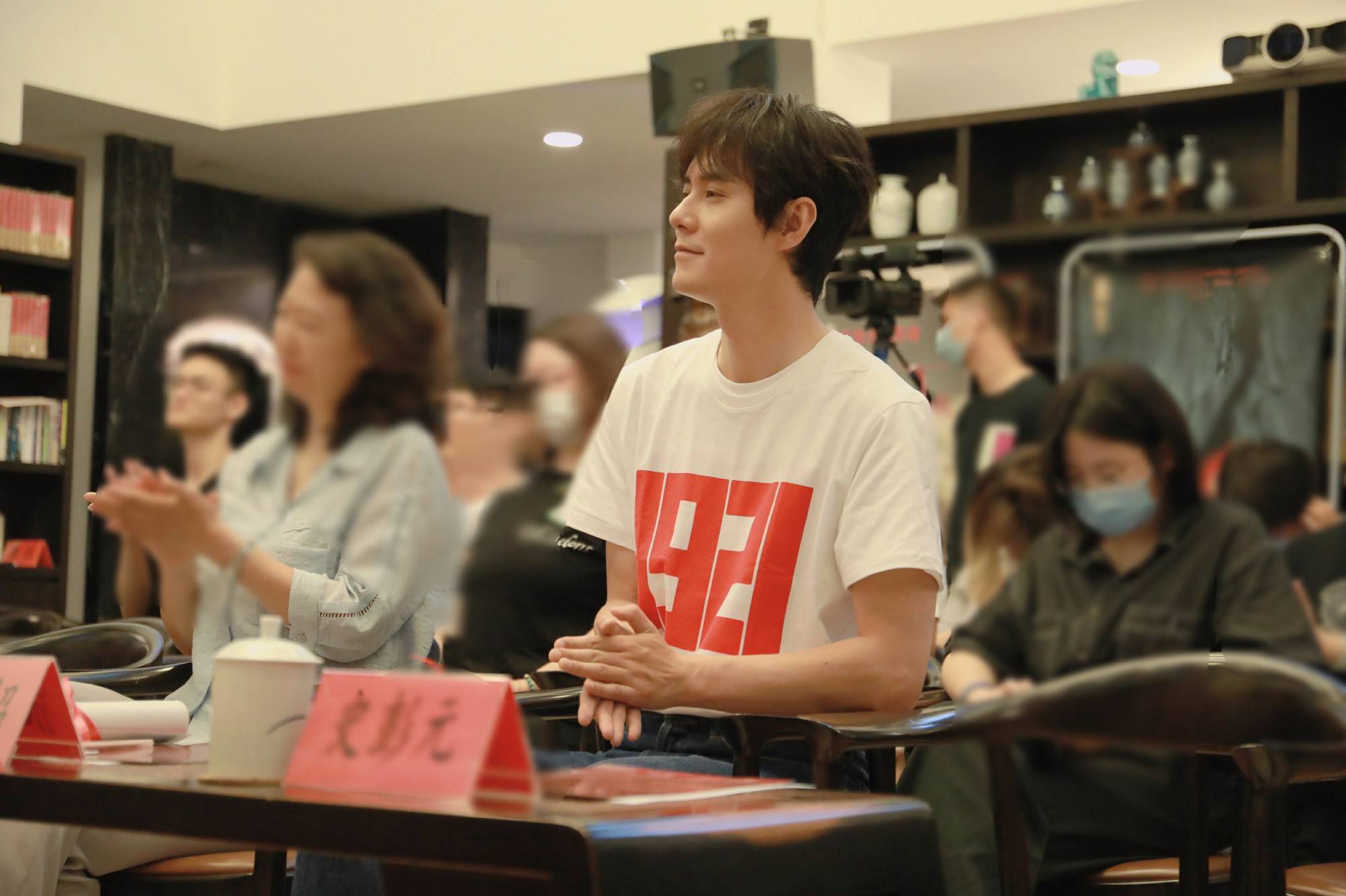 庆祝建党100周年电影1921上映张超演技收获好评