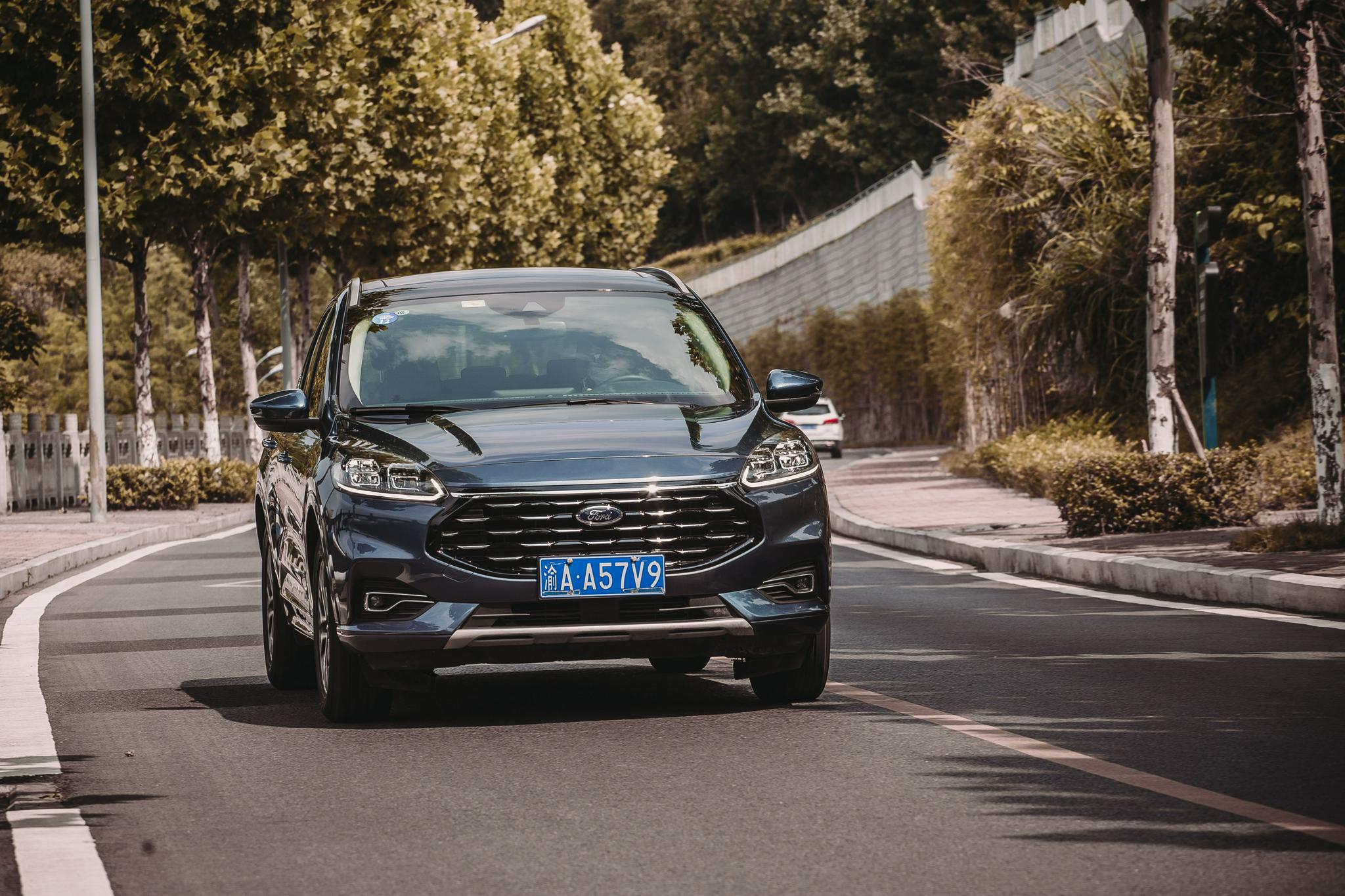 16.98万起的2.0t四驱精品,试驾锐际感叹福特之"崛心"-新浪汽车