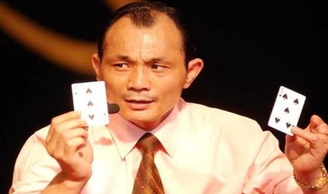 亚洲赌王尧建云:身价千万,因出千致残,身高从1米7变1米3