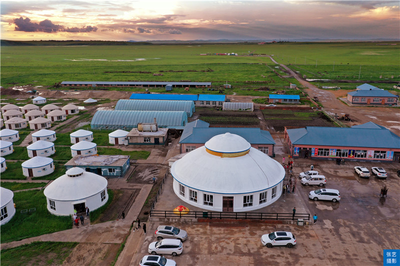 暑假去哪里玩?呼伦贝尔草原景美羊肥,是一个去了还想再去的地方休闲区蓝鸢梦想 - Www.slyday.coM 暑假去哪里玩?呼伦贝尔草原景美羊肥,是一个去了还想再去的地方休闲区蓝鸢梦想 - Www.slyday.coM