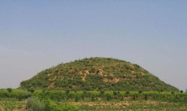 堪舆龙法讲解,如何通过龙身所带的砂峰来判断富贵吉凶|龙身|山形|吉凶