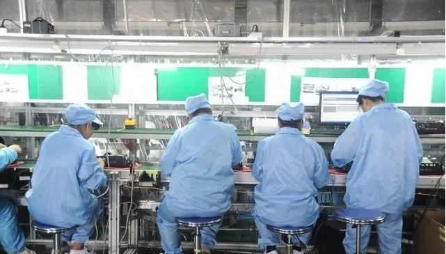 网友亲诉我在富士康cnc车间待了半年吃遍了人世间所有的苦