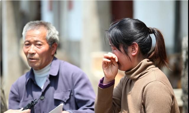 农村70岁老人照顾92岁瘫痪父亲,家有长寿老人有时候不一定是好事休闲区蓝鸢梦想 - Www.slyday.coM