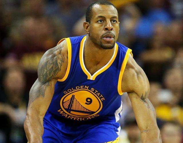 4,伊戈达拉霍华德巅峰时期绝对有资格竞选联盟第一中锋.