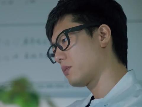 儿科医生:心心体温回落,精神状态不错