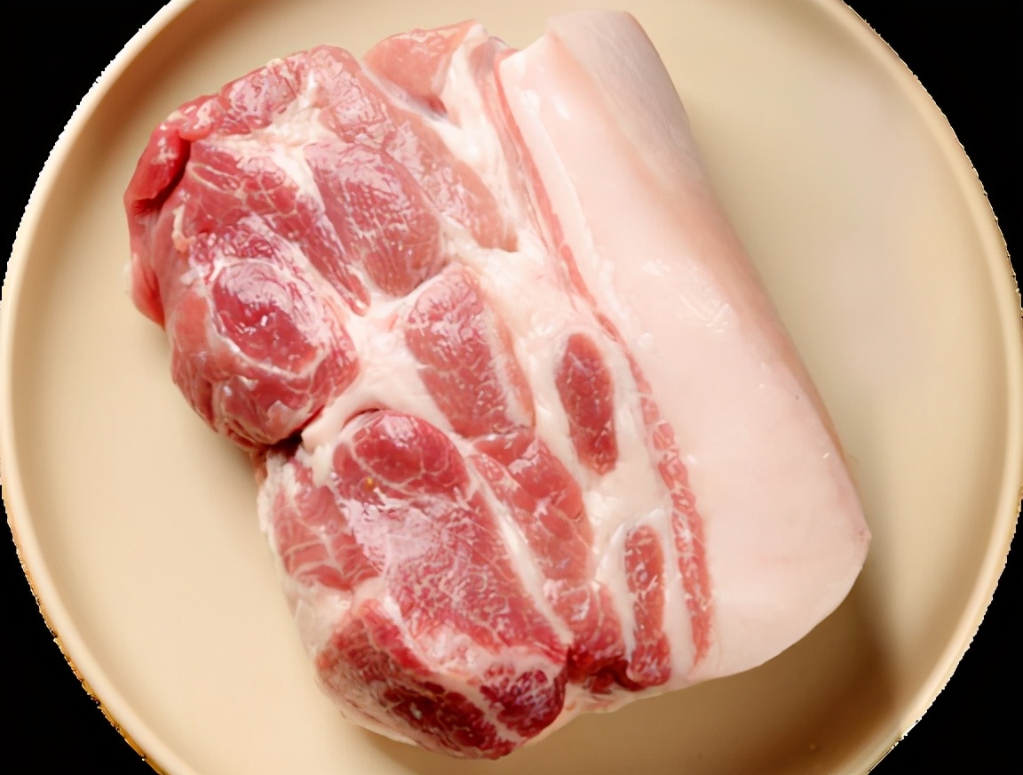 买猪肉不要只看肥瘦学会2个挑选技巧容易买到好猪肉