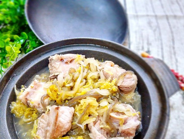 欢乐番茄丨酸菜炖排骨怎么做好吃?选什么酸菜好?