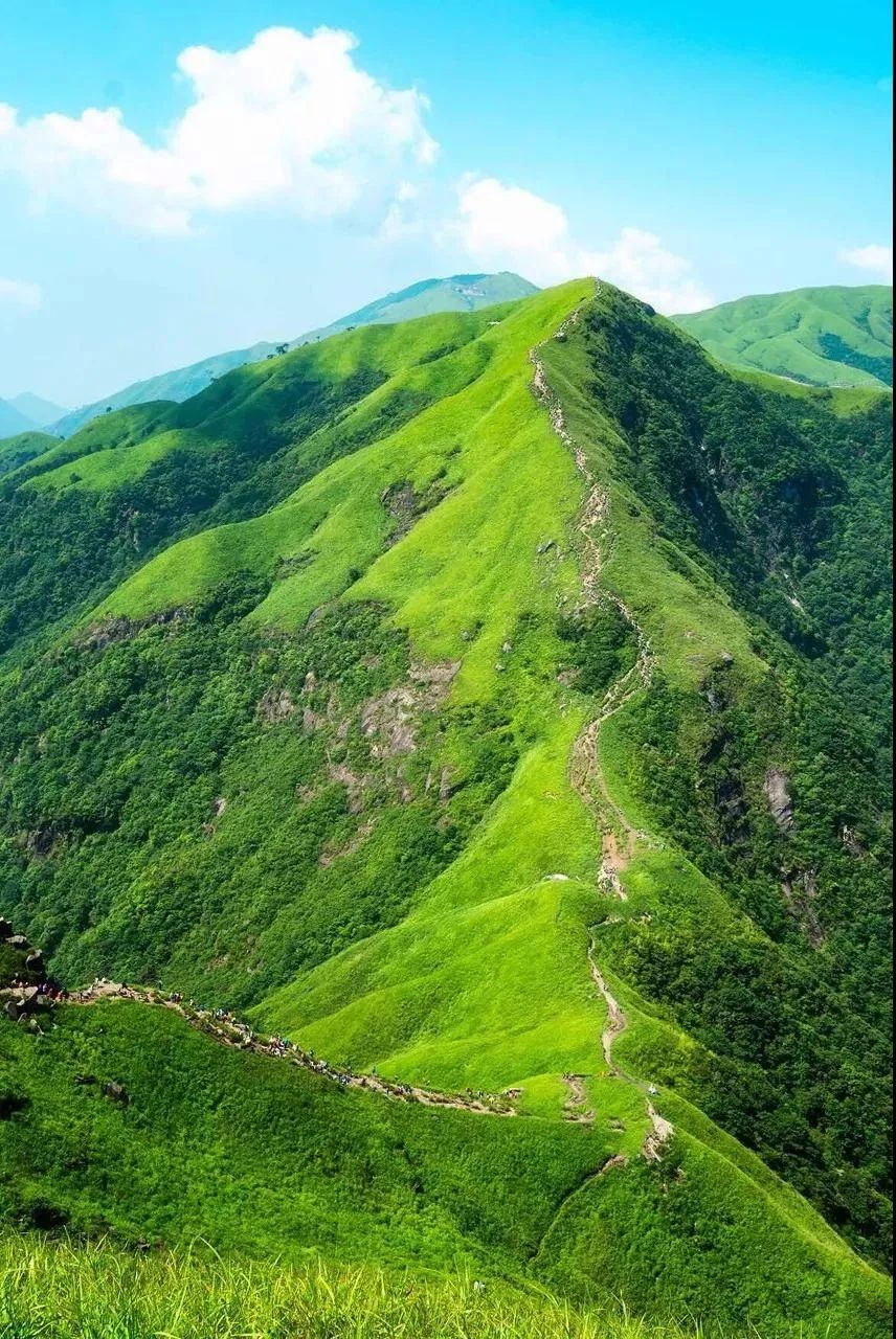 中国十大非著名山峰图片
