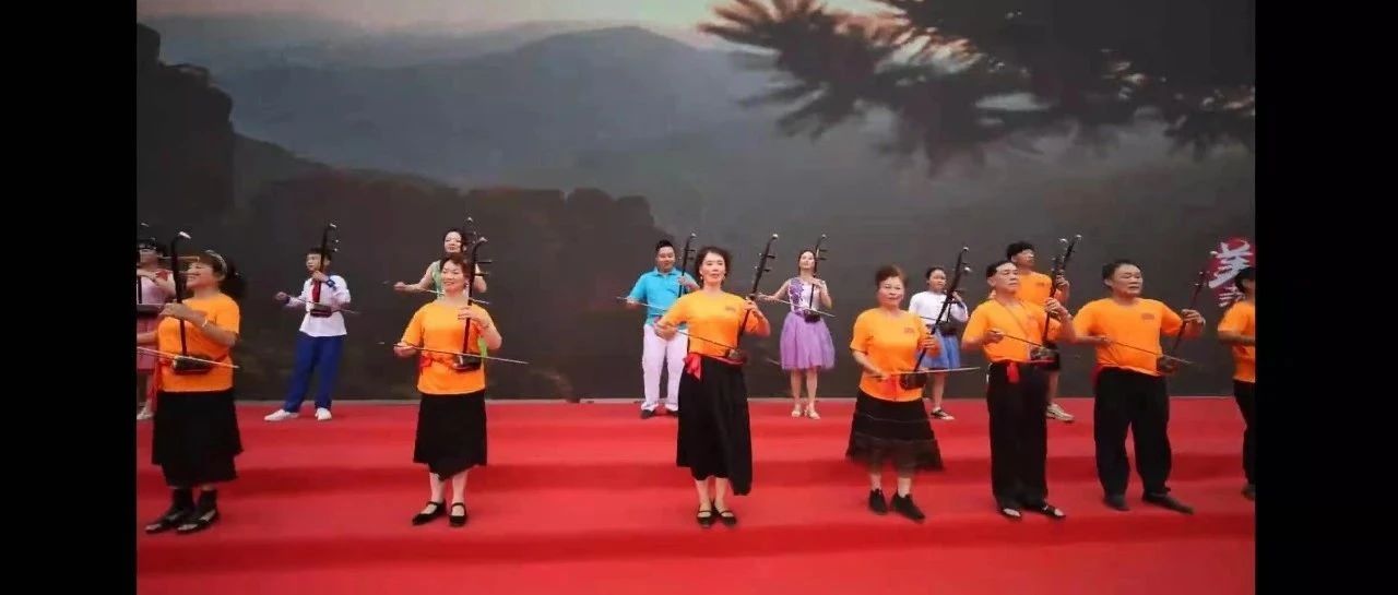 赛马二胡完整版 7ee2-ksmehzs8048259.jpg