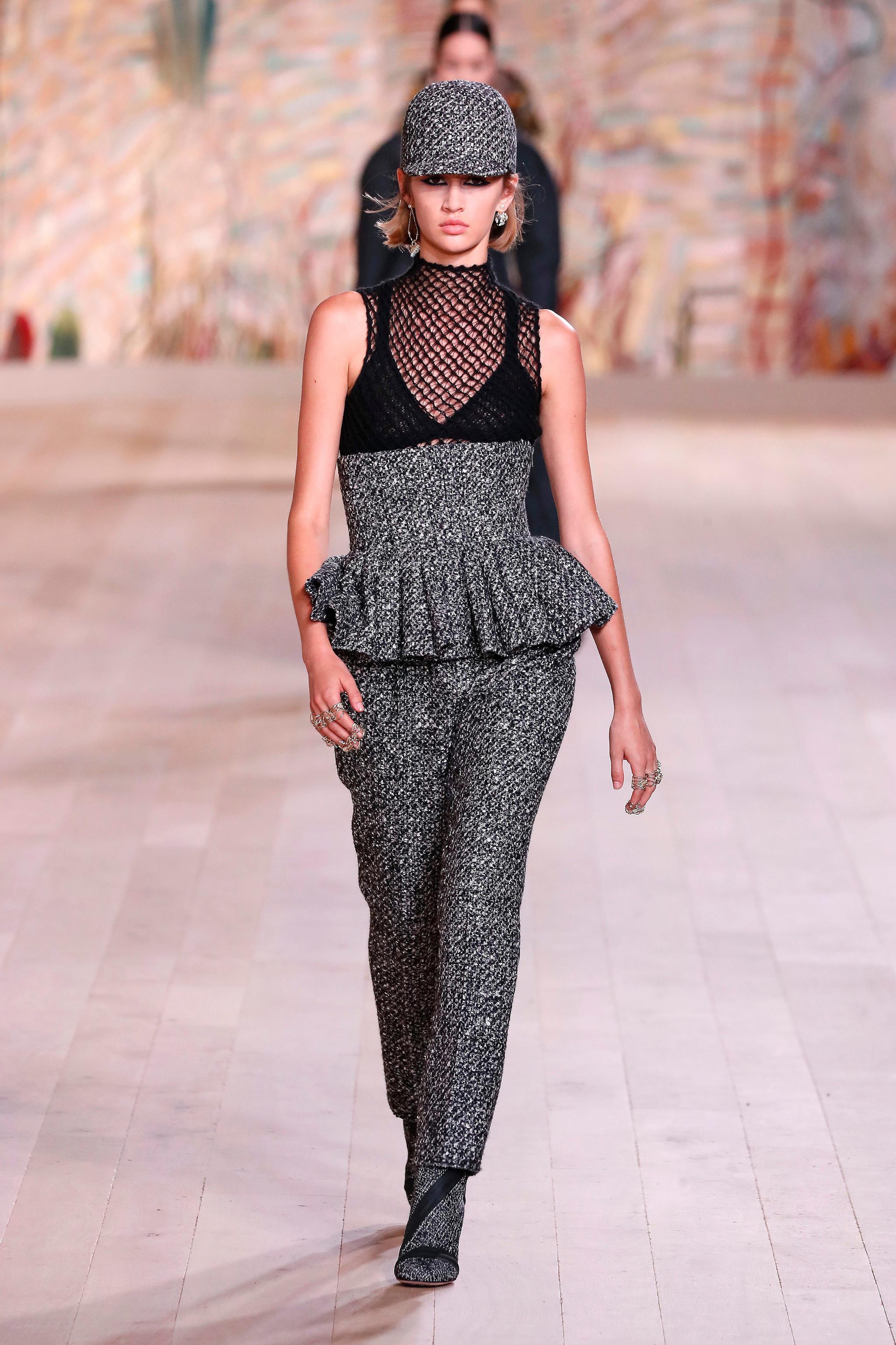 巴黎时装周:迪奥发布秋冬高级定制新品