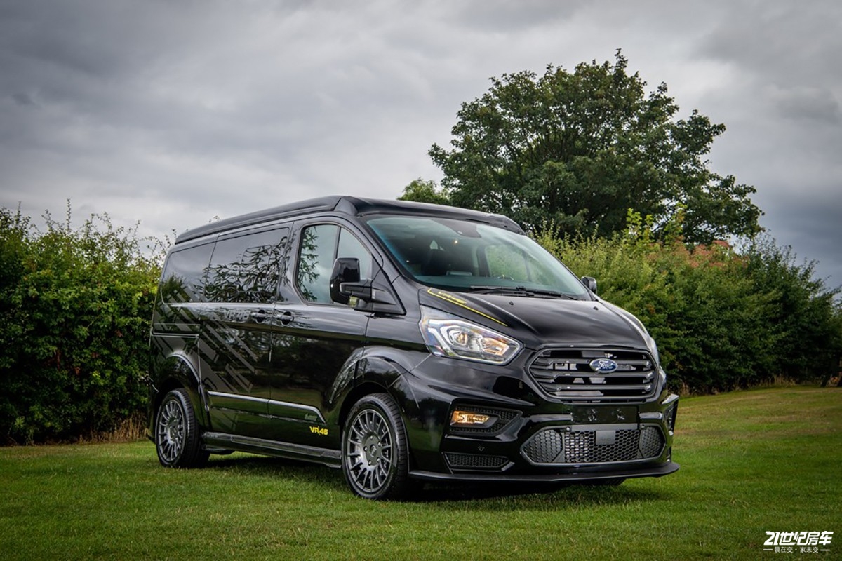 打个样?全身黑化运动套件,这样改装的福特房车够酷炫