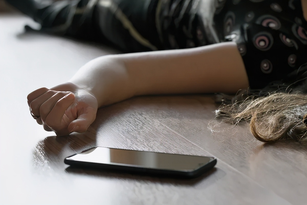 上厕所玩手机,有3个天大的好处!2件小事做到位,玩得更放心休闲区蓝鸢梦想 - Www.slyday.coM 上厕所玩手机,有3个天大的好处!2件小事做到位,玩得更放心休闲区蓝鸢梦想 - Www.slyday.coM