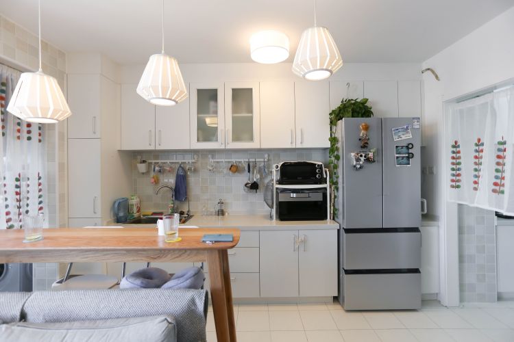 不听劝坚持把冰箱放在厨房3年就用坏了一台可惜醒悟得太晚了