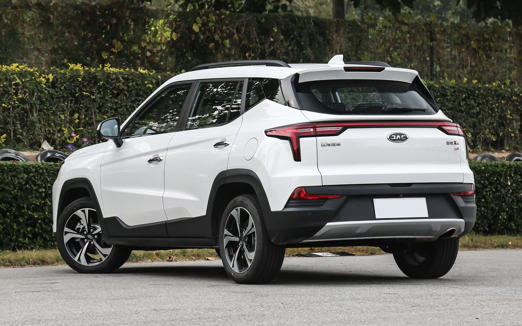 suv汽车 10万,10-15万汽车suv10万 10万左右suv首选(10万左右口碑最好的车)