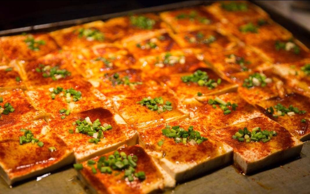 麻辣铁板豆腐,麻辣鲜香,没用一粒花椒,比外面卖的好吃