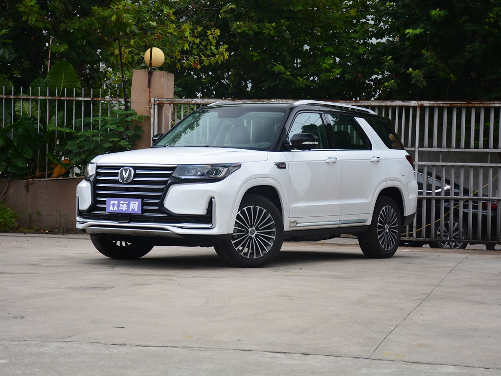 长安cs95对比领克03新能源谁更胜一筹?看完你就懂了