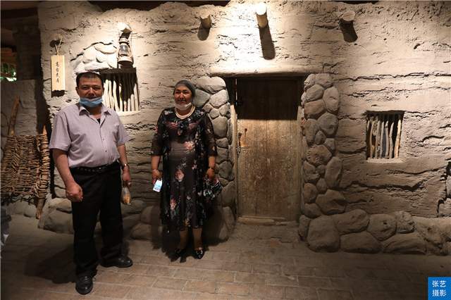 新疆的馕治百病,这里见识了馕的花式吃法,馕吃一个月不重样说法休闲区蓝鸢梦想 - Www.slyday.coM 新疆的馕治百病,这里见识了馕的花式吃法,馕吃一个月不重样说法休闲区蓝鸢梦想 - Www.slyday.coM