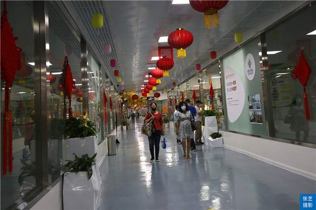 新疆的馕治百病,这里见识了馕的花式吃法,馕吃一个月不重样说法休闲区蓝鸢梦想 - Www.slyday.coM 新疆的馕治百病,这里见识了馕的花式吃法,馕吃一个月不重样说法休闲区蓝鸢梦想 - Www.slyday.coM