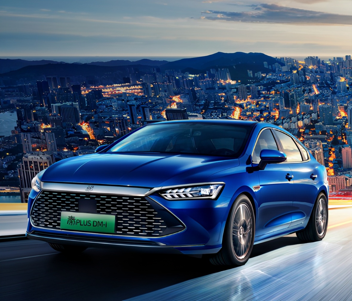 为什么不建议买插电混动车型(比亚迪宋油电混合2023款suv价格)