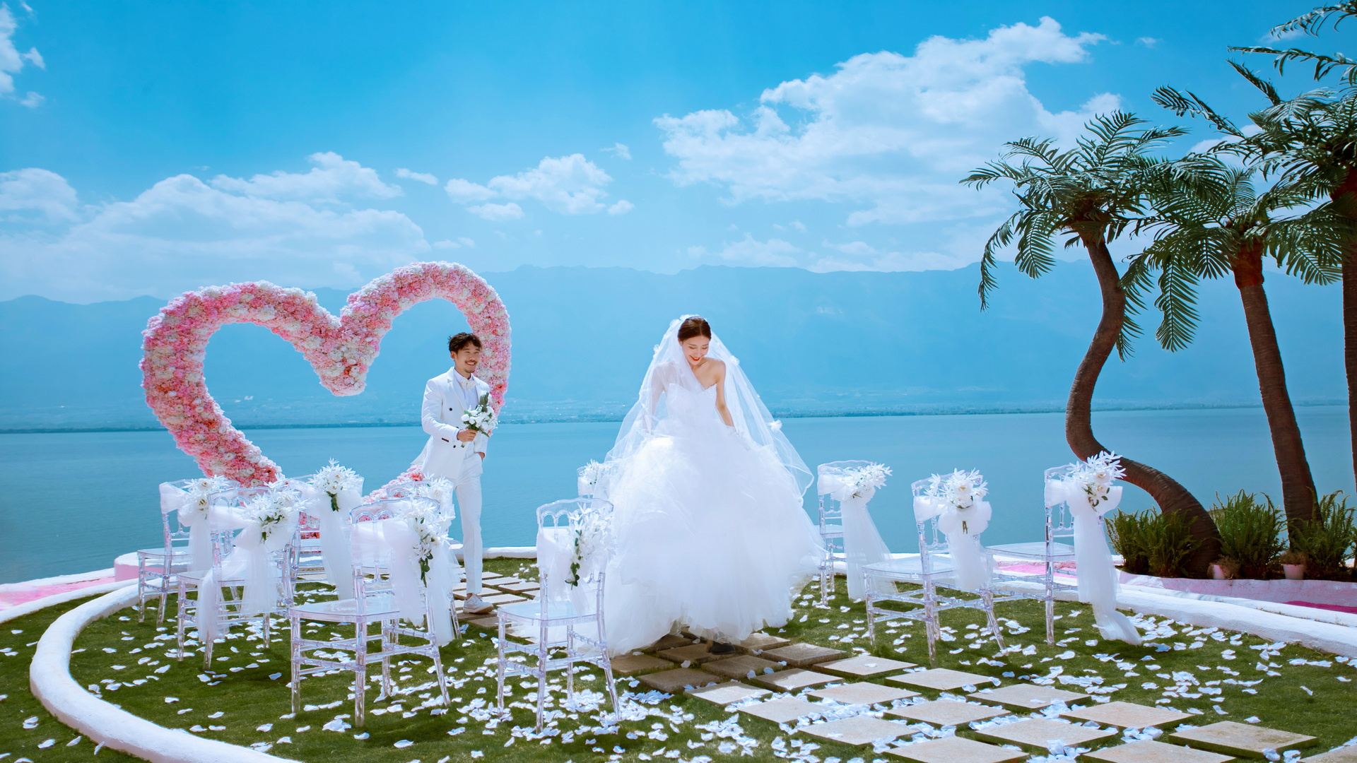 旅拍婚纱照靠谱吗听听已婚人士总结的旅拍婚纱照的隐形消费
