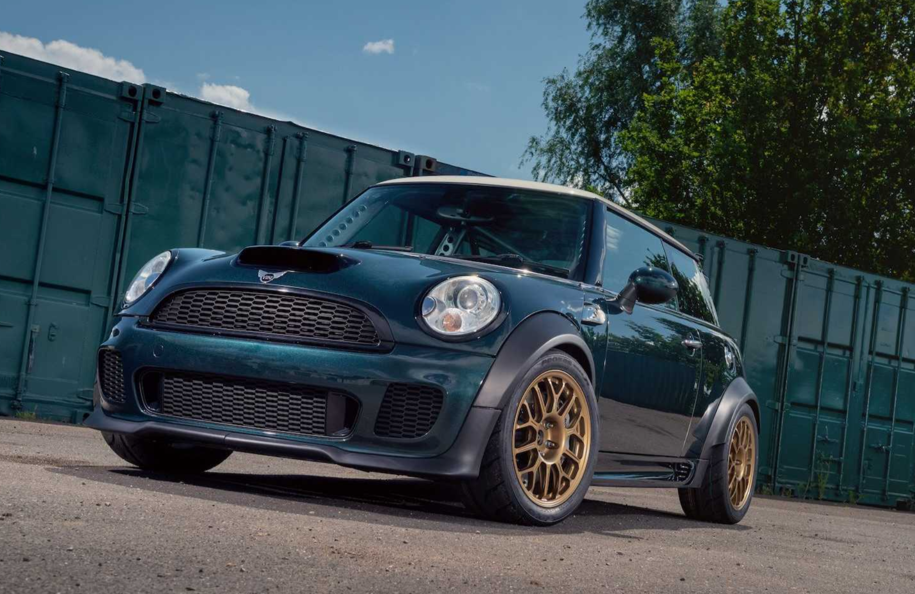 这辆mini cooper有点东西,搭载v8发动机亮相古德伍德-新浪汽车