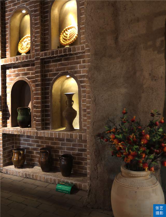 新疆的馕治百病,这里见识了馕的花式吃法,馕吃一个月不重样说法休闲区蓝鸢梦想 - Www.slyday.coM 新疆的馕治百病,这里见识了馕的花式吃法,馕吃一个月不重样说法休闲区蓝鸢梦想 - Www.slyday.coM