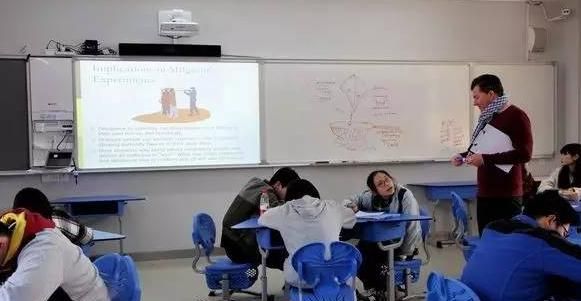 从小学到初中,有一年被称为“分水岭”,学生需谨慎对待休闲区蓝鸢梦想 - Www.slyday.coM 从小学到初中,有一年被称为“分水岭”,学生需谨慎对待休闲区蓝鸢梦想 - Www.slyday.coM