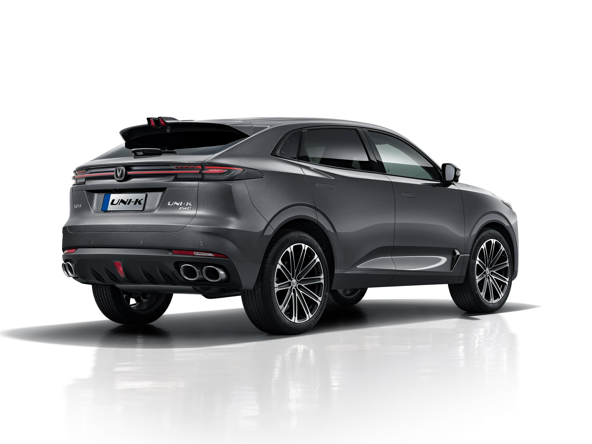 上半年新车回顾:外形大气时尚,长安uni-k了解下