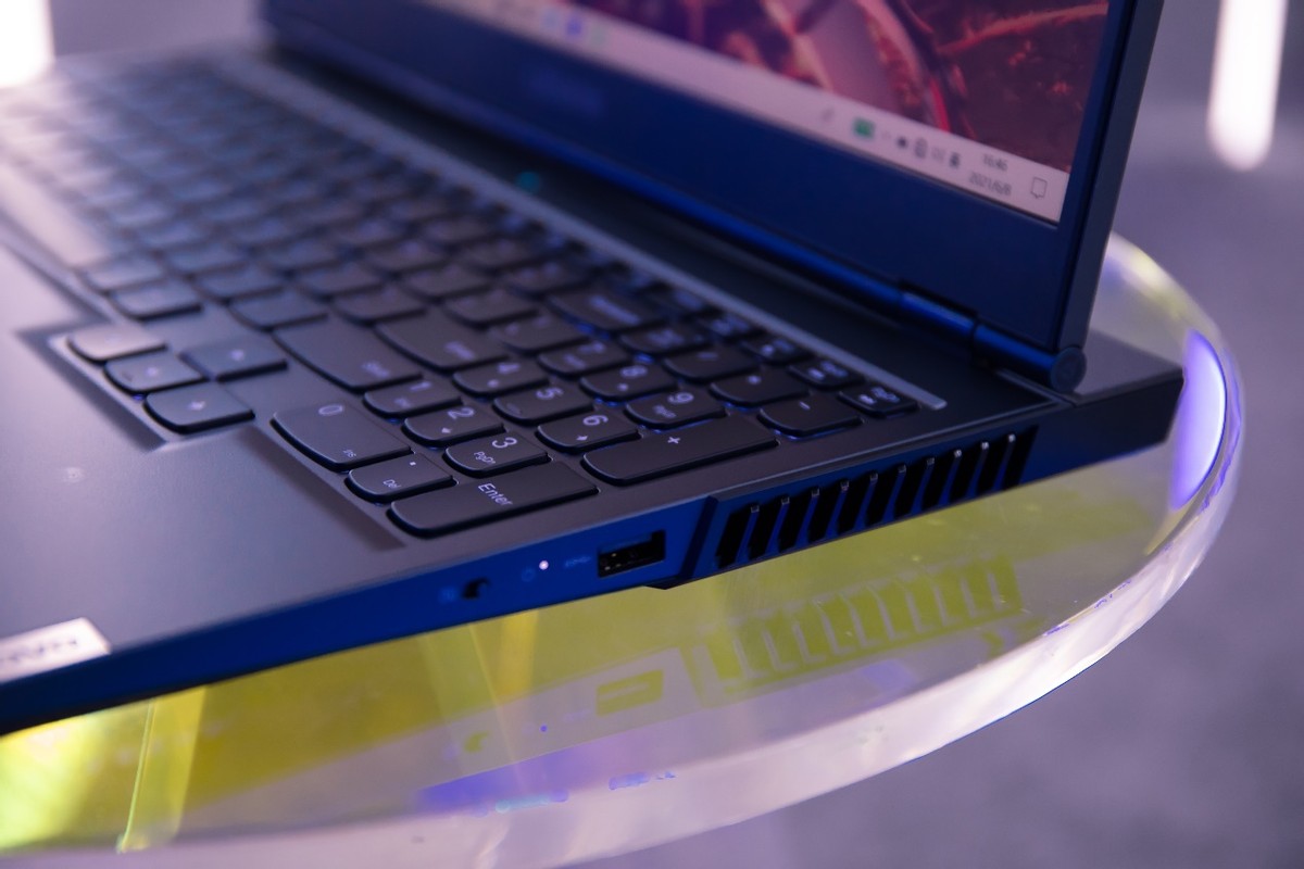 年度游戏上分利器,拯救者r7000p性能颜值齐突破__财经头条