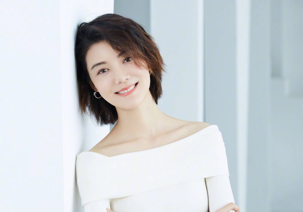 离婚后一直单身的车晓如今瘦出新高度干练有余脂肪不足