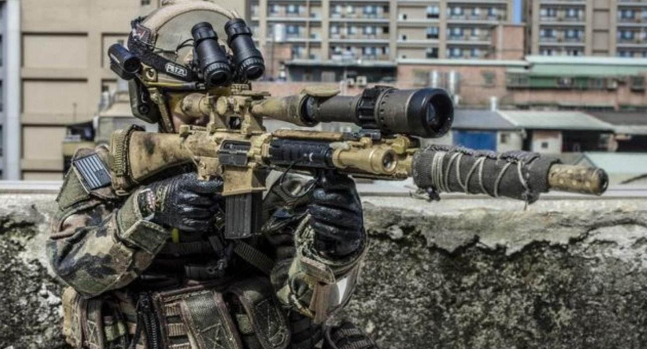 鹰爪行动中,首次出战的三角洲特种部队,竟遭到了滑铁卢