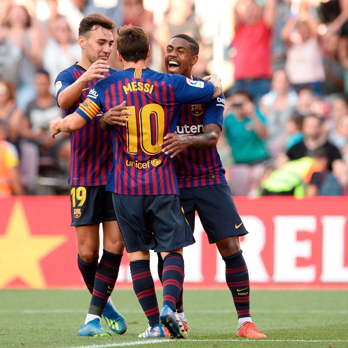 巴萨练级到中小俱乐部升级阿莱尼亚的操作成后备清洗