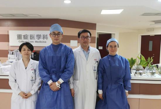 《中国医生》上映，票房口碑双丰收，博纳影业准备拍《钟南山传》休闲区蓝鸢梦想 - Www.slyday.coM