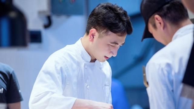 林生斌过于贪婪,被曝曾诉求一个孩子一亿港币,最终给了他270万休闲区蓝鸢梦想 - Www.slyday.coM 林生斌过于贪婪,被曝曾诉求一个孩子一亿港币,最终给了他270万休闲区蓝鸢梦想 - Www.slyday.coM