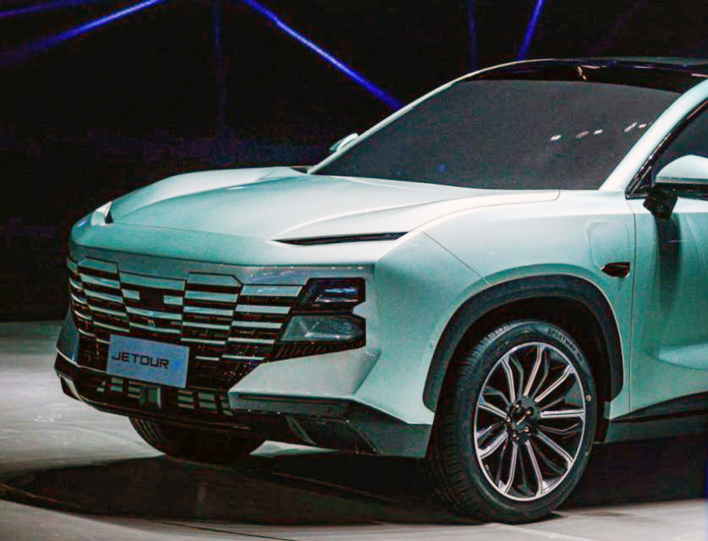 奇瑞捷途正式单干新款suv实车亮相换装全新设计风格