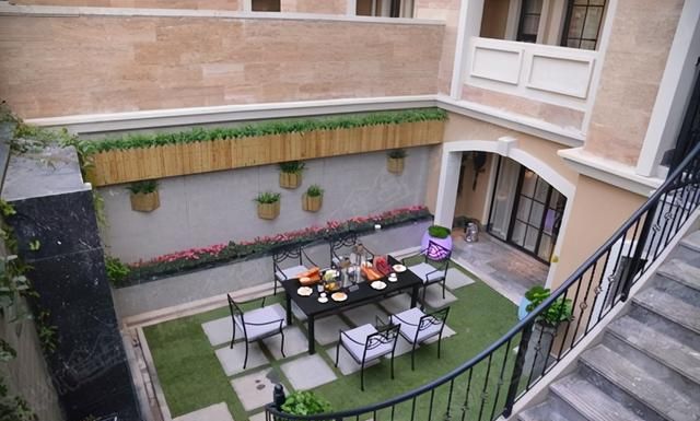 20款"下沉式庭院",把家里的地下室改造成私家