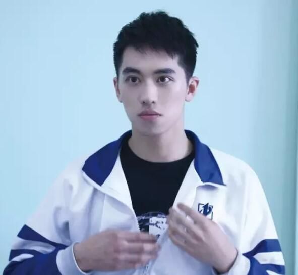 儿子考上北大,爸爸凡尔赛,睡觉都能睡635,河南考生：中等分数休闲区蓝鸢梦想 - Www.slyday.coM