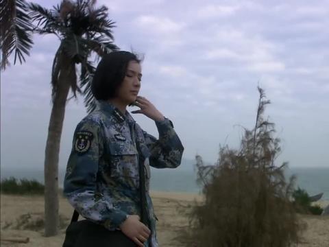 火蓝刀锋:沈鸽给臭鱼师父送钱,换来的却是疏远,被蒋小鱼骂走了